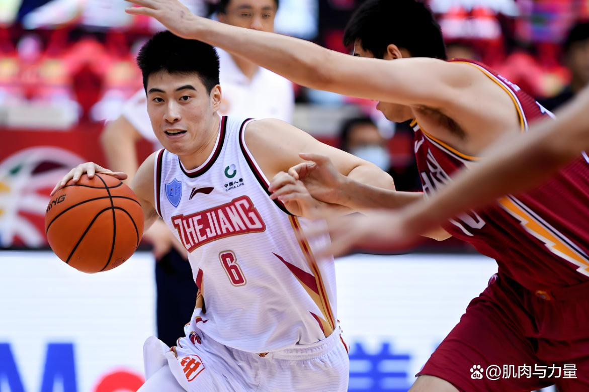 包含亚洲杯首回合爆出冷门！广厦男篮惊险马德里竞技，争冠形势突变的词条